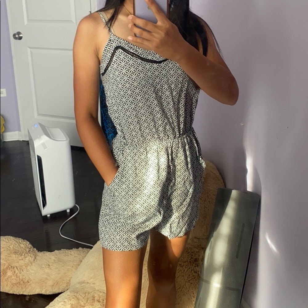 H&M ROMPER - Picture 5 of 5